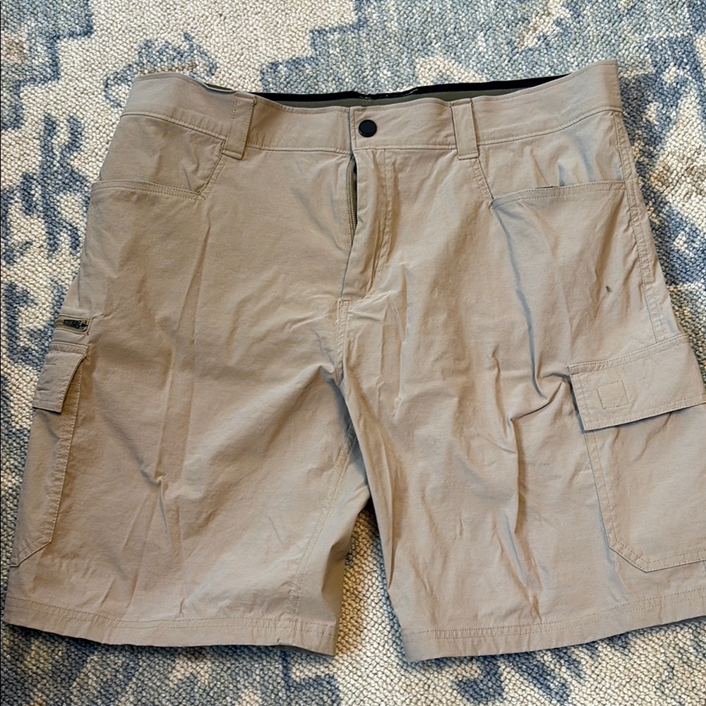 Orvis men’s shorts